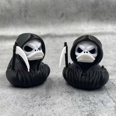 3D Grim Reaper Duck Printed Scary Death Duck Statue Suitable for Home Decoration Halloween Decoration for Haunted House Party