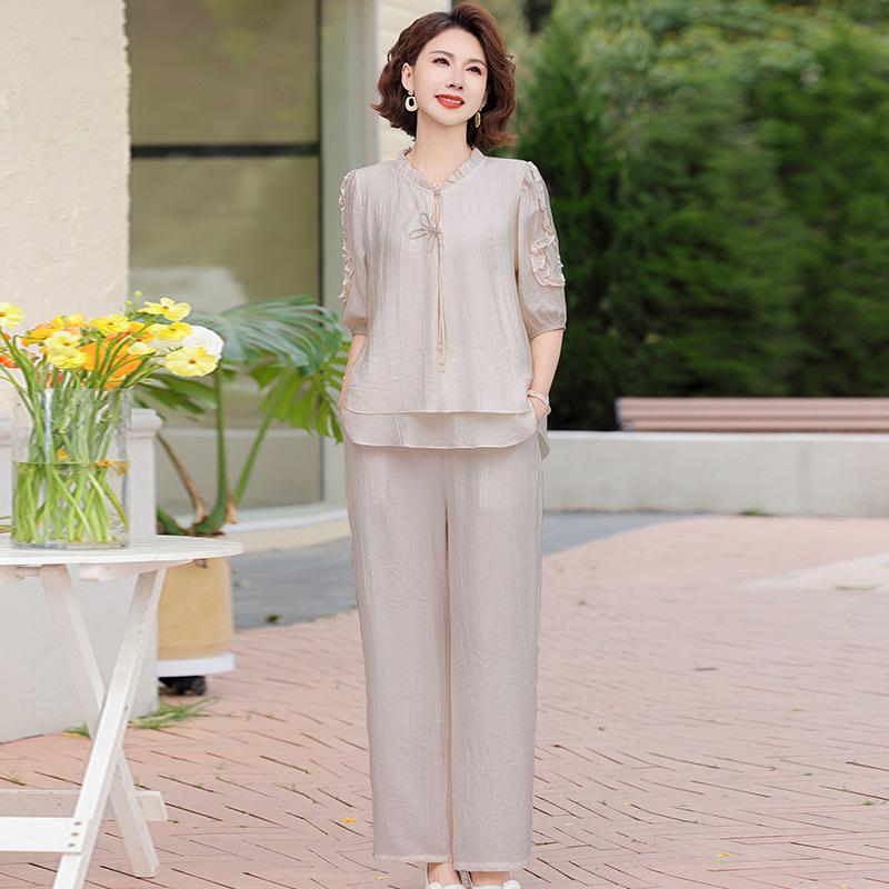 

Stylish Summer Mid-Sleeve Top & Loose Slimming Two-Piece Set for Middle-Aged and Elderly Women XL [95-115 jin]