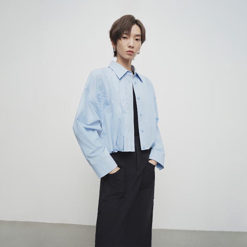 broadcast Women's Chinese Embroidered Petal Hem Short Jacket