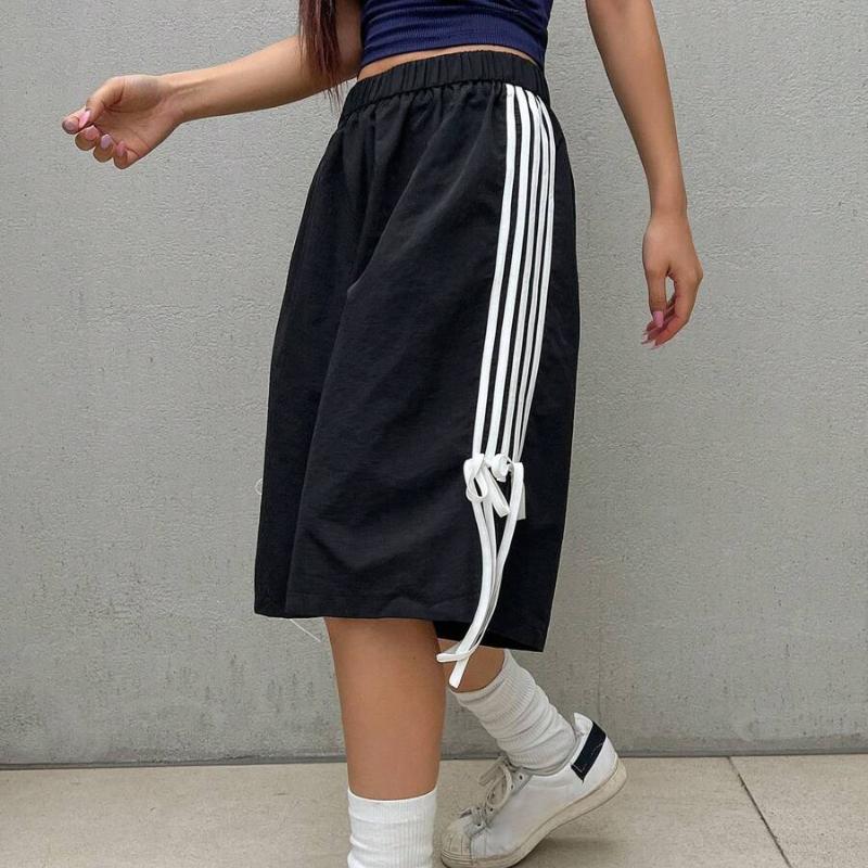 Avrupa ve Amerikan yaz yan şeritli düz paça bol kesim gündelik kırpık pantolon