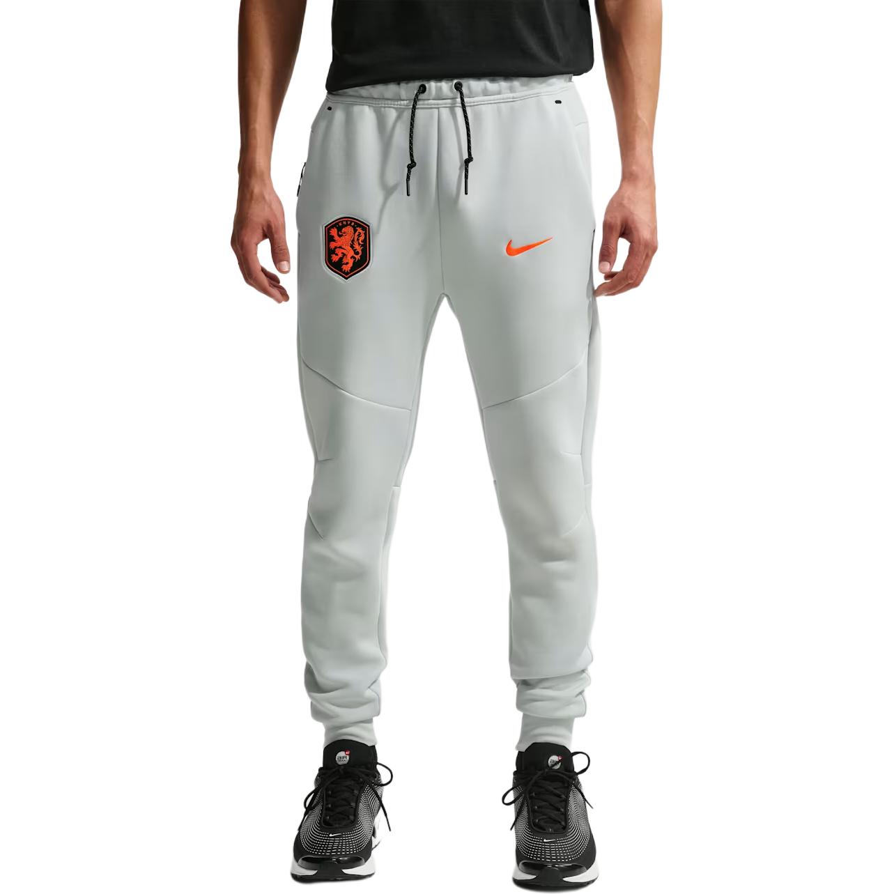 Nike Netherlands Tech Fleece Slim Fit Logo Mid Waist Football Pants Men bottoms IB6049-025 S