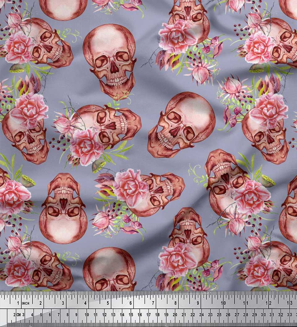 

Soimoi Japan Crepe Satin Fabric Skull & Begonia Цветочный декор Ткань с принтом метр 42 дюйма 42 Inch Wide - Poly Crepe серый