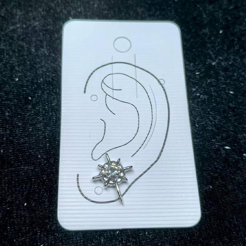 Polaris Men's Magnetic No-Piercing Ear Clip: Stylish, Versatile, High-End Stud Earrings