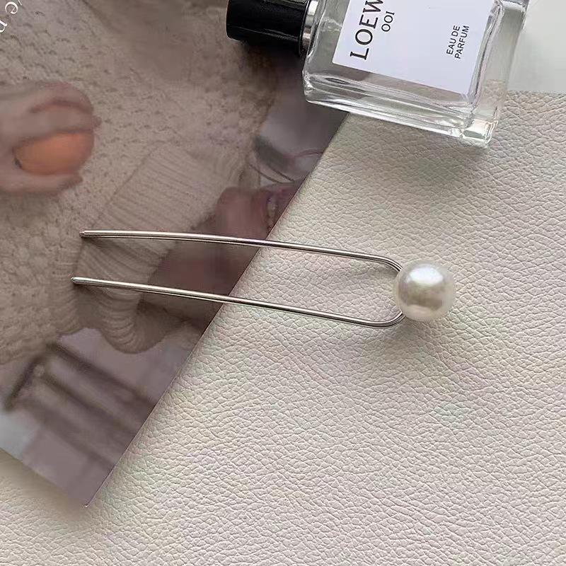 Elegant Pearl U-shaped Hairpin for Women - New Chinese Style Updo Accessory 2025