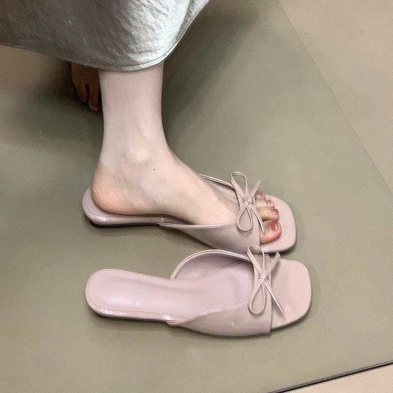 2025 low heel square head sandals fairy style bow patent leather cool slippers outer wear with skirt