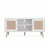 Meuble TV en cannage 120x39x56.5cm - Bohème - Blanc. 2 niveaux. 2 étagères. 2 portes. pieds scandinaves
