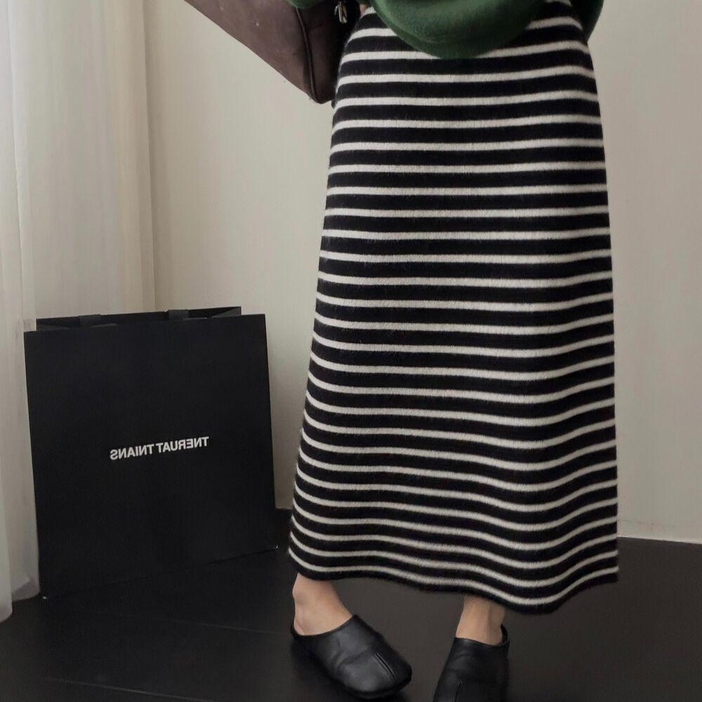 Women s Retro Striped Knit Long Skirt - Autumn/Winter 2025 Collection Small