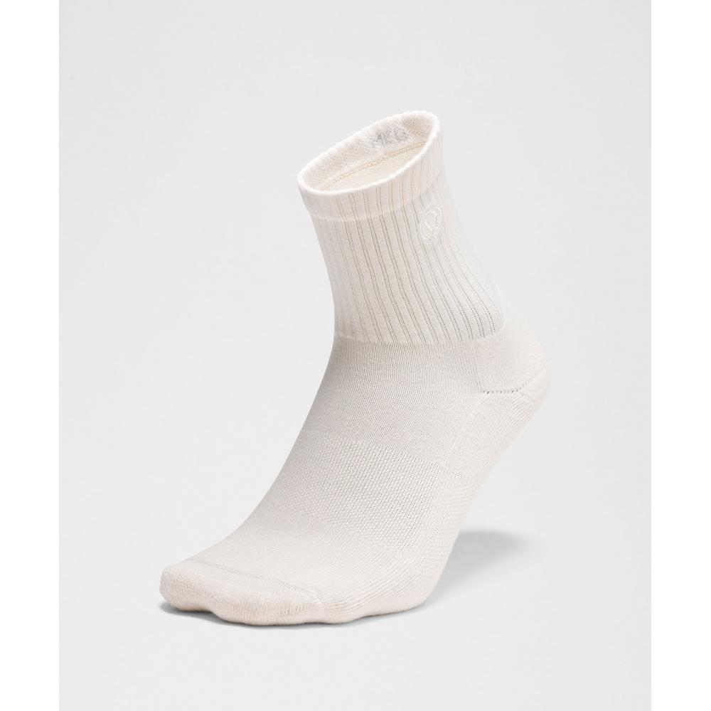 Lululemon Unisex Daily Essential Quarter Socks Light Ivory