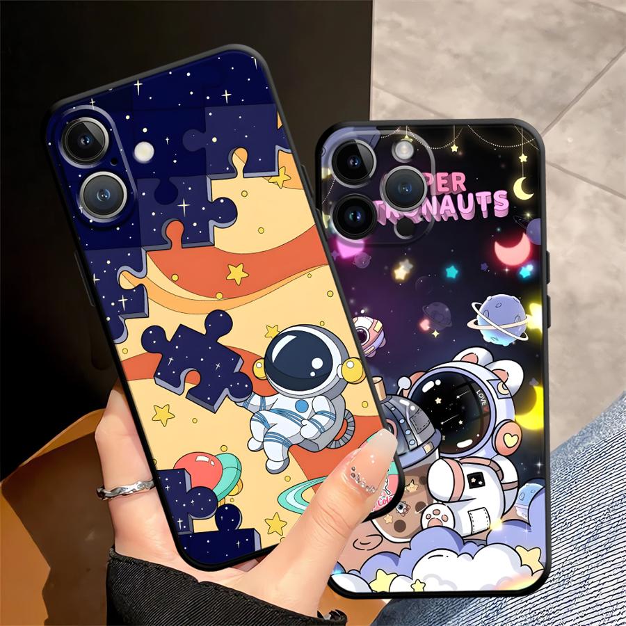 Cartoon Astronaut Case for Apple iPhone 17 Pro Max 13 Air 15 Pro 7 8 XR XS MAX 14 12 11 16 Funda Phone Cover