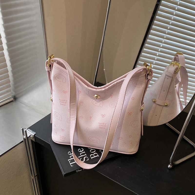 Underarm Bag Women's 2025 New Trendy Autumn and Winter Light Luxury Niche High-end Shoulder Bag Commuter Messenger Bucket Bag