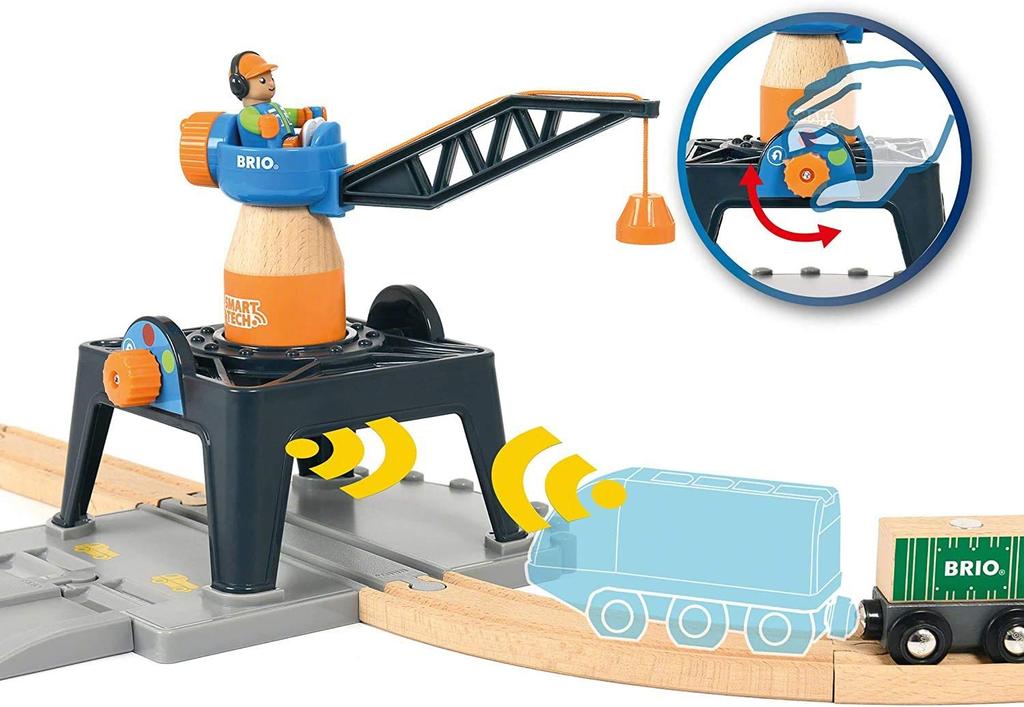 BRIO WORLD Smart Tech Turmdrehkran [Holzschienenspielzeug] 33962