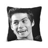 Dylan O'Brien Kissenbezug Weicher Stoff Kissenhülle Dekorationen Wurfkissenbezug Zuhause 18"