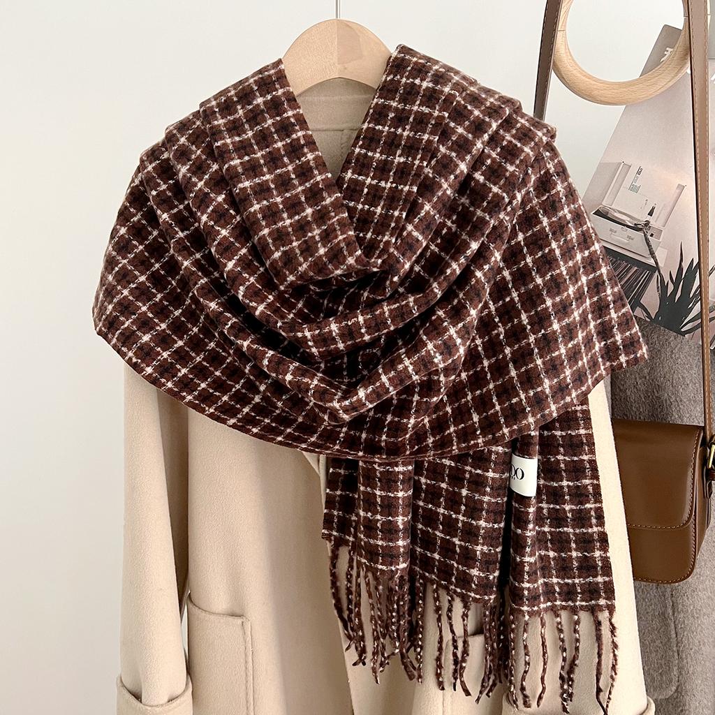 Plaid scarf women's winter small fragrance to keep warm autumn and winter thickened scarf new student retro Korean shawl