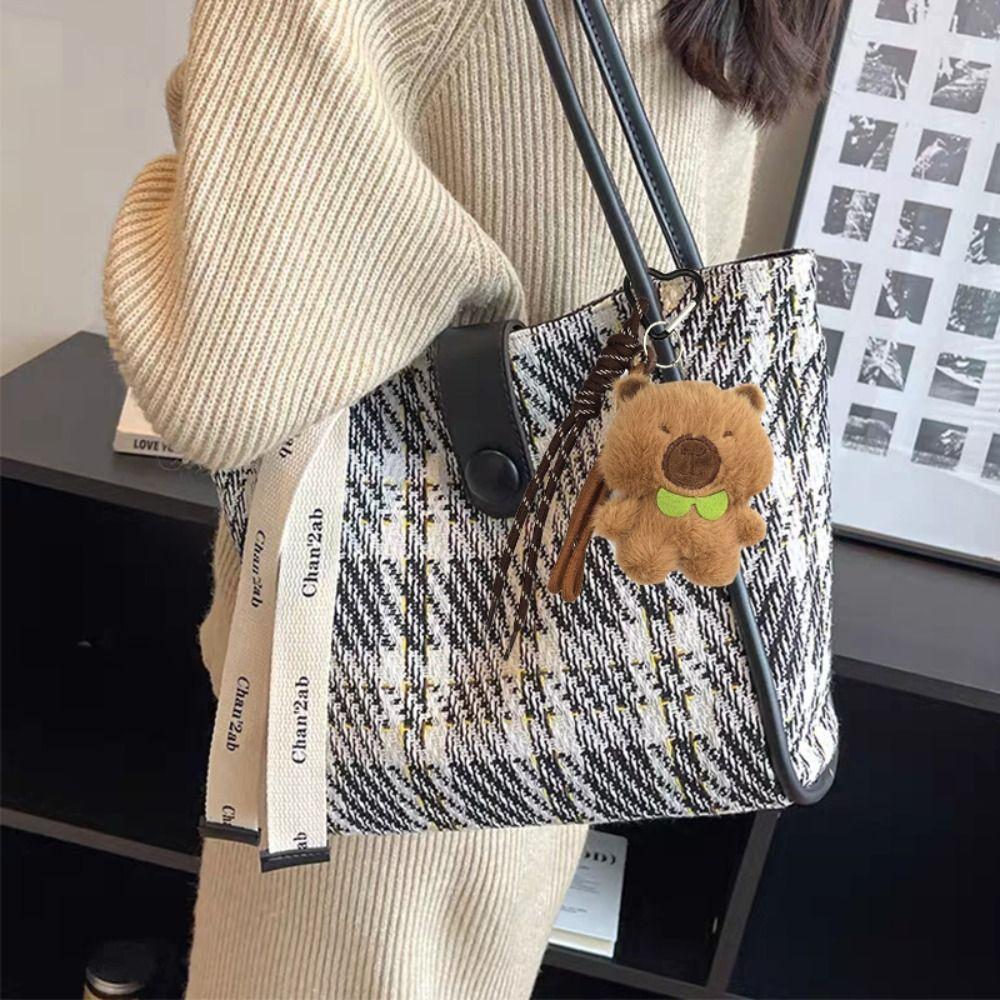 Soft Capybara Plush Doll Pendant Fluffy Kapybara Key Chain Plush Capybara Keychain Children Girl