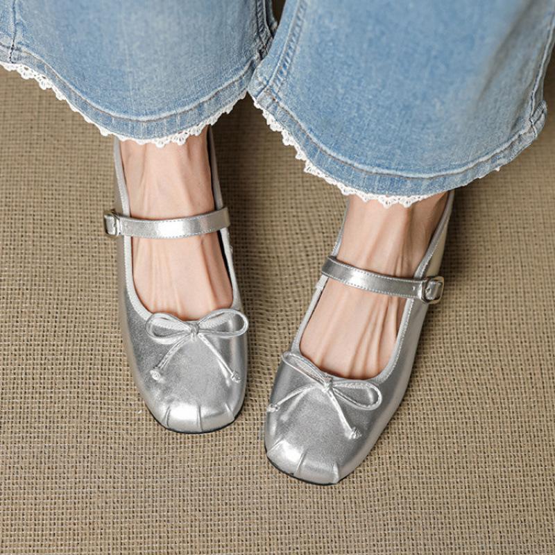 Französische Retro-Innenhöhenverstärkungstasche Kopf Halbschuhe Schleife quadratischer Kopf Schuhe Sommer Oberbekleidung mittlerer Absatz silber Damen Pedal