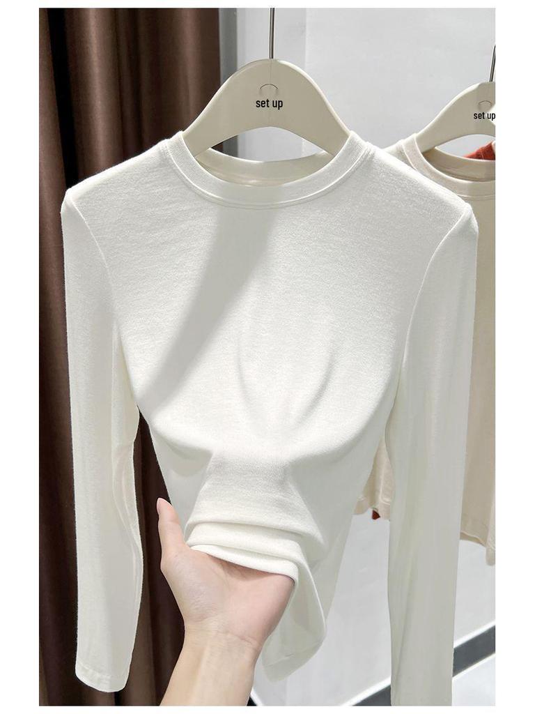 Coffee-Colored Slim-Fit Women's Base Layer Shirt - Soft Round Neck, Versatile Thin T-Shirt for Autumn/Winter.