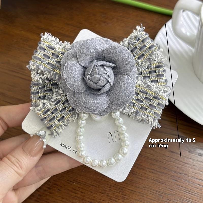 1Pcs French Leather Lapel Pin Corsage Bow Tie Accessory Black And White Plaid Bow Camellia Flower Pearl Tassel Brooch For Women