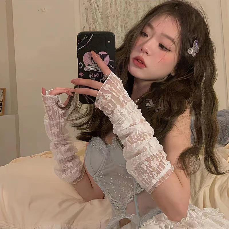 Lace Embroidery Sun Protection Gloves Fashion Driving Summer Thin Mesh Breathable Arm Sleeve Long Fingerless Half Finger Gloves