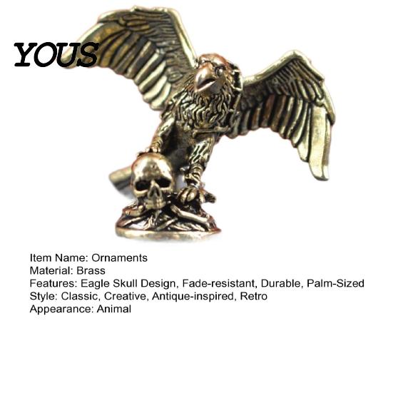 Micro Landscape Figure Eagle Skull Figurine, Small Vintage Bird Statue, Solid Brass Decorative Desktop Tea Pet Sculpture for Home Office