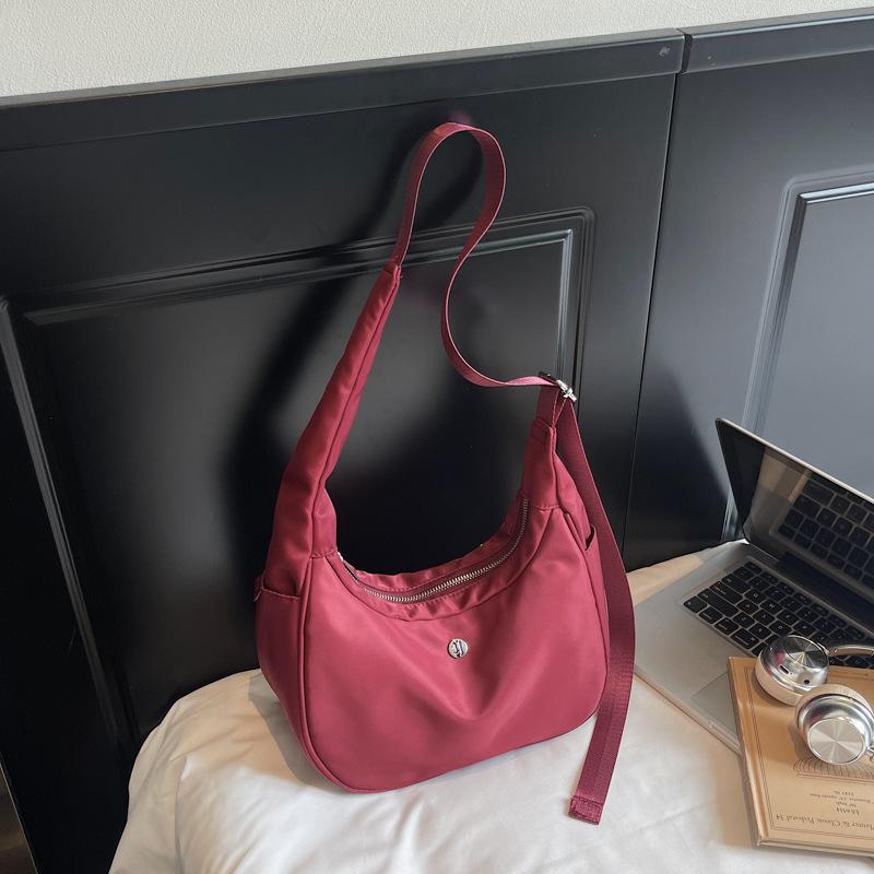 2025 Summer New Armpit Bag One Shoulder Hand Dumpling Bag Fashionable Simple Solid Color Casual Shoulder Tote Bag