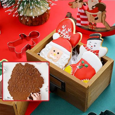 6pcs Christmas DIY Cookie Mould Stamped Stainless Steel Cookie Cutter Xmas Party Homemade Cookie Mould Baking Supplies Navidad