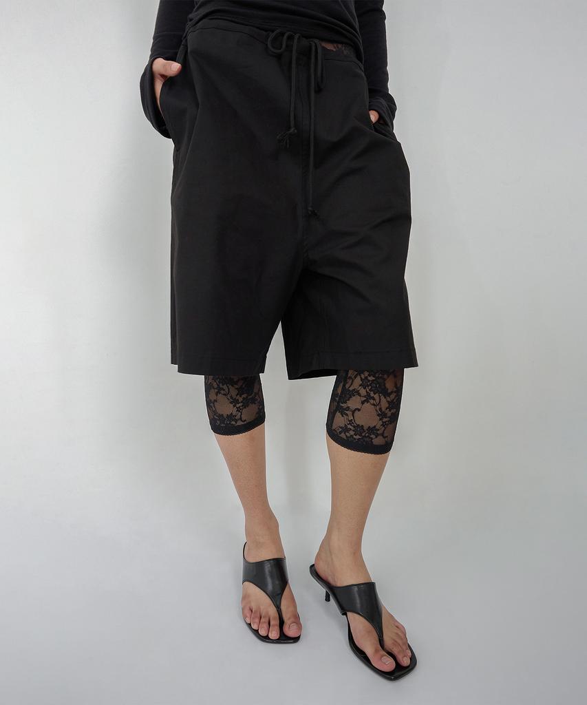 Nash Lace Layered Bermuda Pants Black