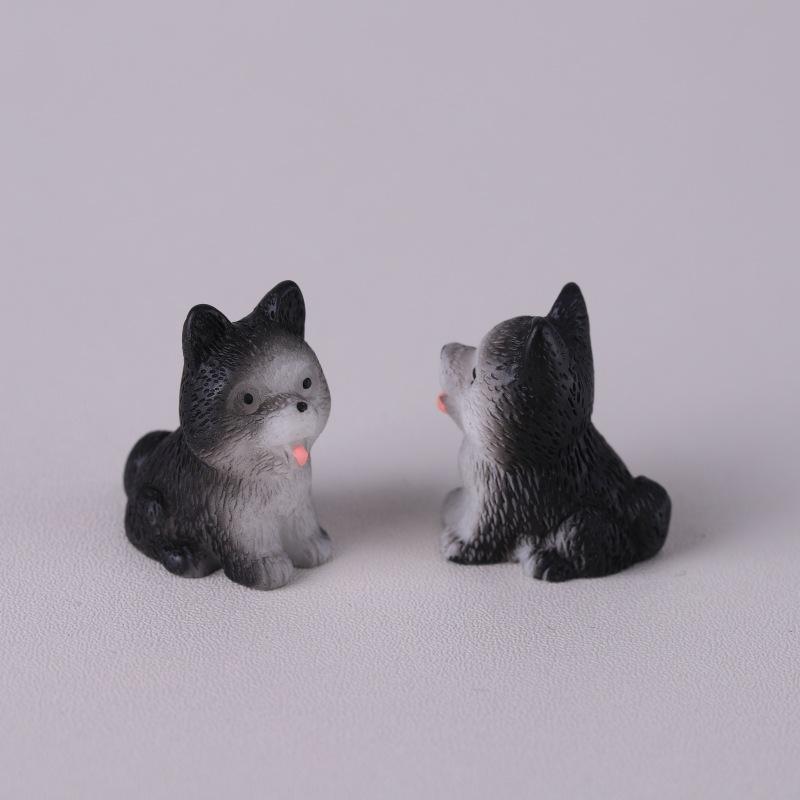 2pcs Dollhouse Cute Puppy Dog Model Kawaii Mini Animal 1:12 Figurine Miniature Resin Keychain DIY Landscape Scene Decor Ornamen