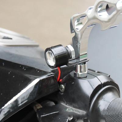 2 pièces Voiture Œil d'Aigle LED Lumière Stroboscopique de Recul/Feu de Signalisation pour Conduite Moto Lampe Brouillard Phare Feux de Jour