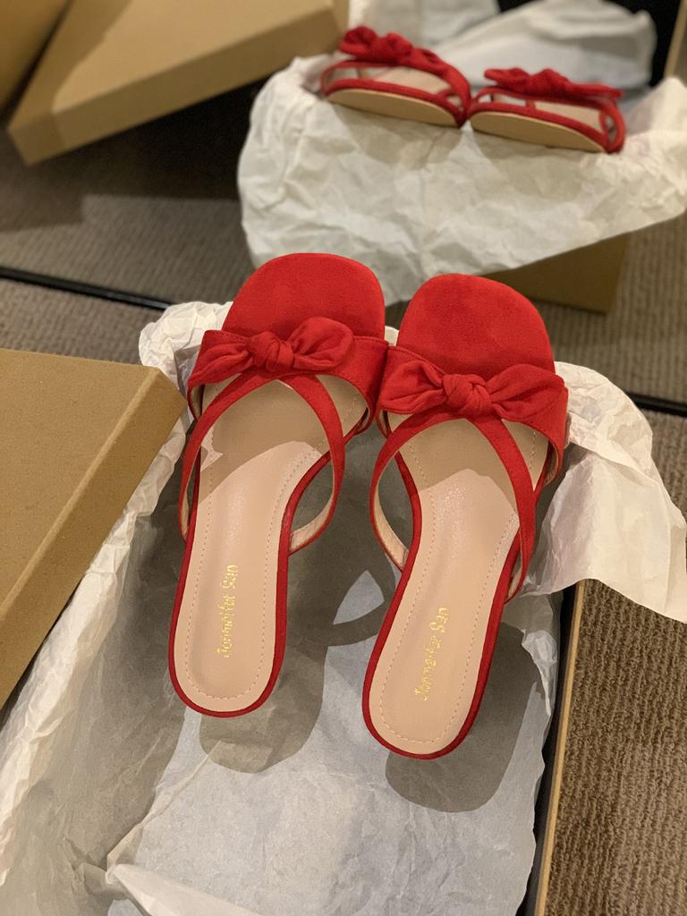 Korean version crystal thick heel bow retro yellow open-toed thin cool slippers fashion women's summer new one-word drag