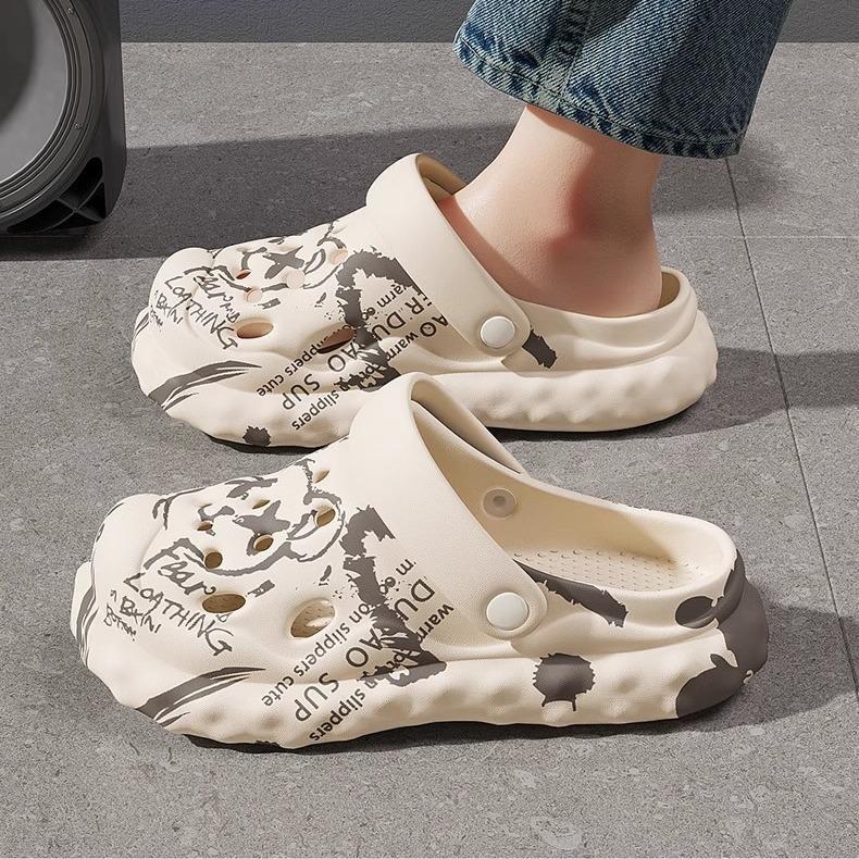 

Cute outer wear women s hole shoes summer slippers non-slip student outer wear slippers two wear bag head printed beach shoes 36-37 [Foot Width One Size Larger]