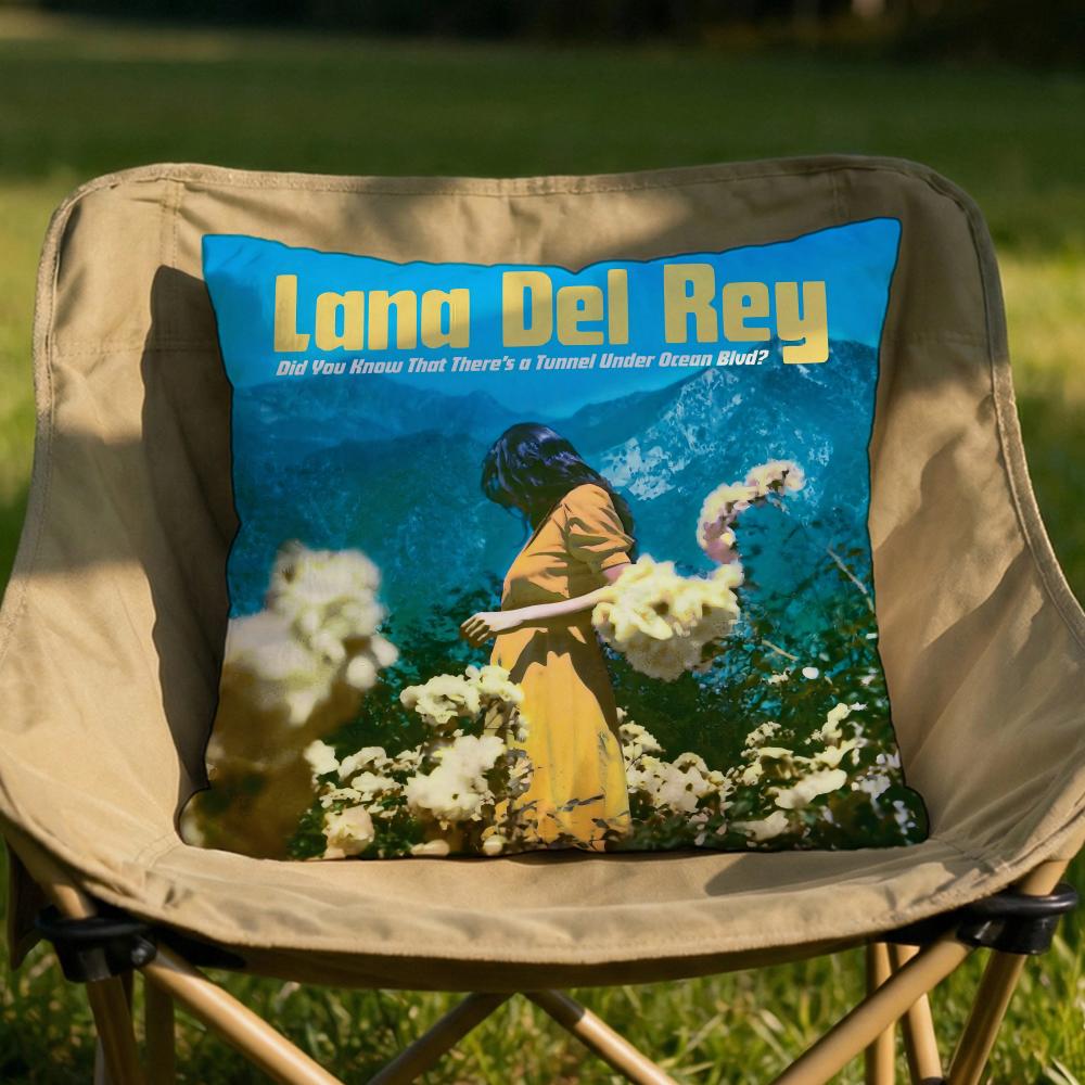 

Singer LLana Del Rey Cushion Cover Soft Reversible Durable Pillow Cover MultiScene Use for Home Car Daily Comfort 30X30cm