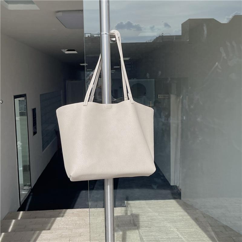Soft Leather Portable Large-capacity Tote Bag, High-end Logo Child and Mother Shoulder Bag, Fashionable Niche Commuter Women's Bag