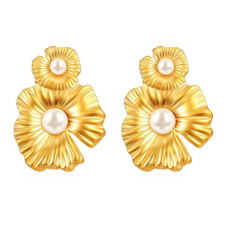 Premium Inlaid Pearl Stainless Steel Earrings Women's Trend 18K Floral Shape Earrings