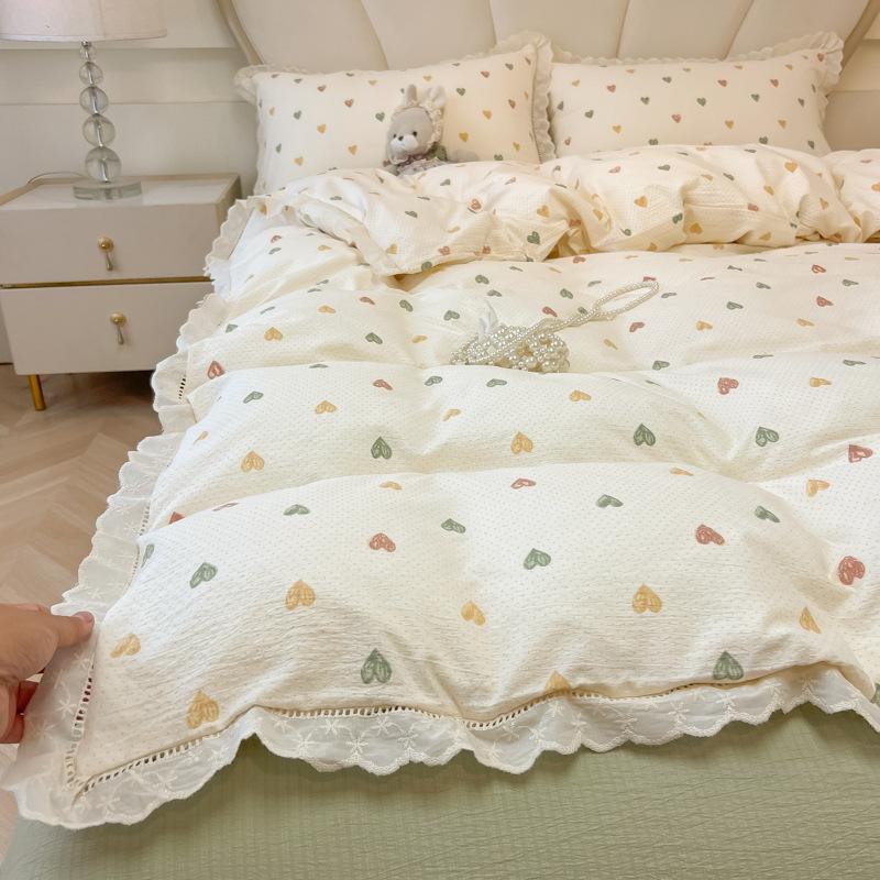 Double Yarn Bed Four-piece Set Hollow Lace Skin-friendly Breathable Comfortable Washed Bed Sheet Quilt Cover Pillowcase Set