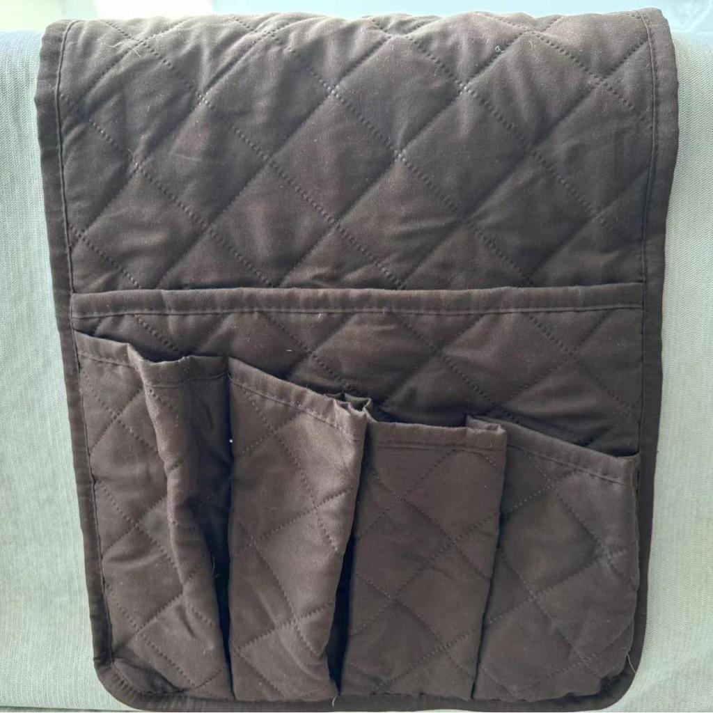 Multifunctional Sofa Armrest Organizer with Storage Pockets for Magazines and Remotes