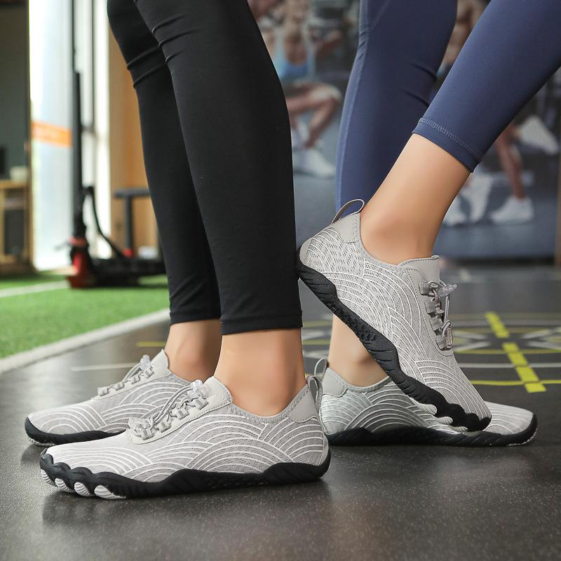 Outdoor neue Fußschutz Fünf-Zehen-Strandschuhe Paar Schwimmen Waten Herren- und Damen-Wasserweg Amphibische Bachwanderschuhe