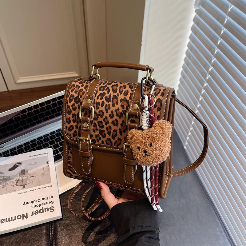 Leopard print retro backpack women's new fashion casual class bag ins lightweight travel small backpack