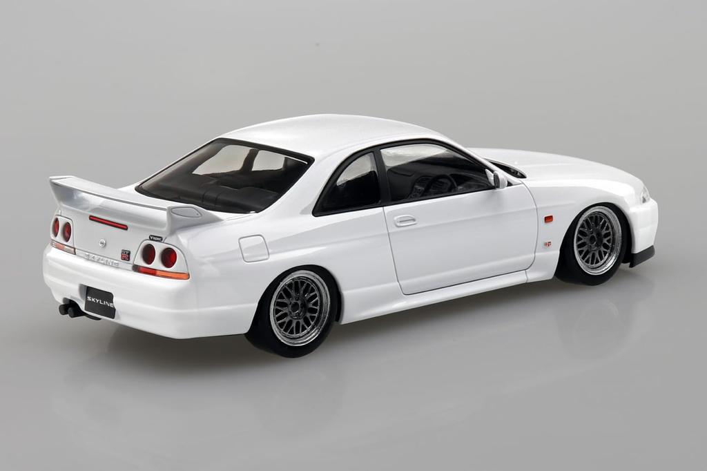 Aoshima Bunka Kyozai (AOSHIMA) Rakupla Snap Kit Nr.. 21CU-WE Nissan R33 Skyline GT-R Spezialfelgen (Weiß) Plastikmodellbausatz im Maßstab 1/32