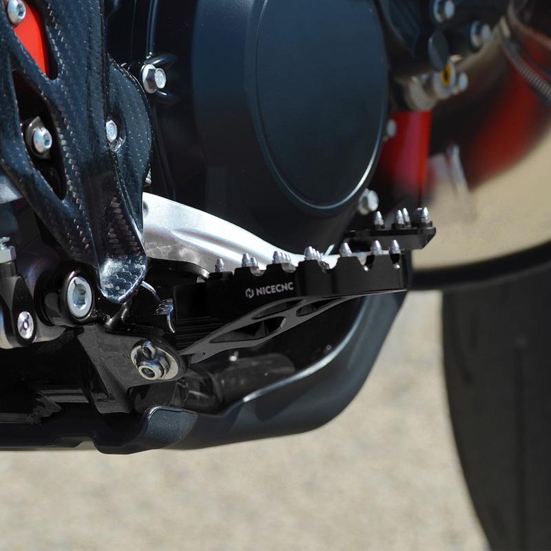 NICECNC For Beta RR 300 2020-2024 Forged Aluminum Foot Pegs FootRest Footpegs Rests Pedals RR 250 350 390 400 430 450 480 520