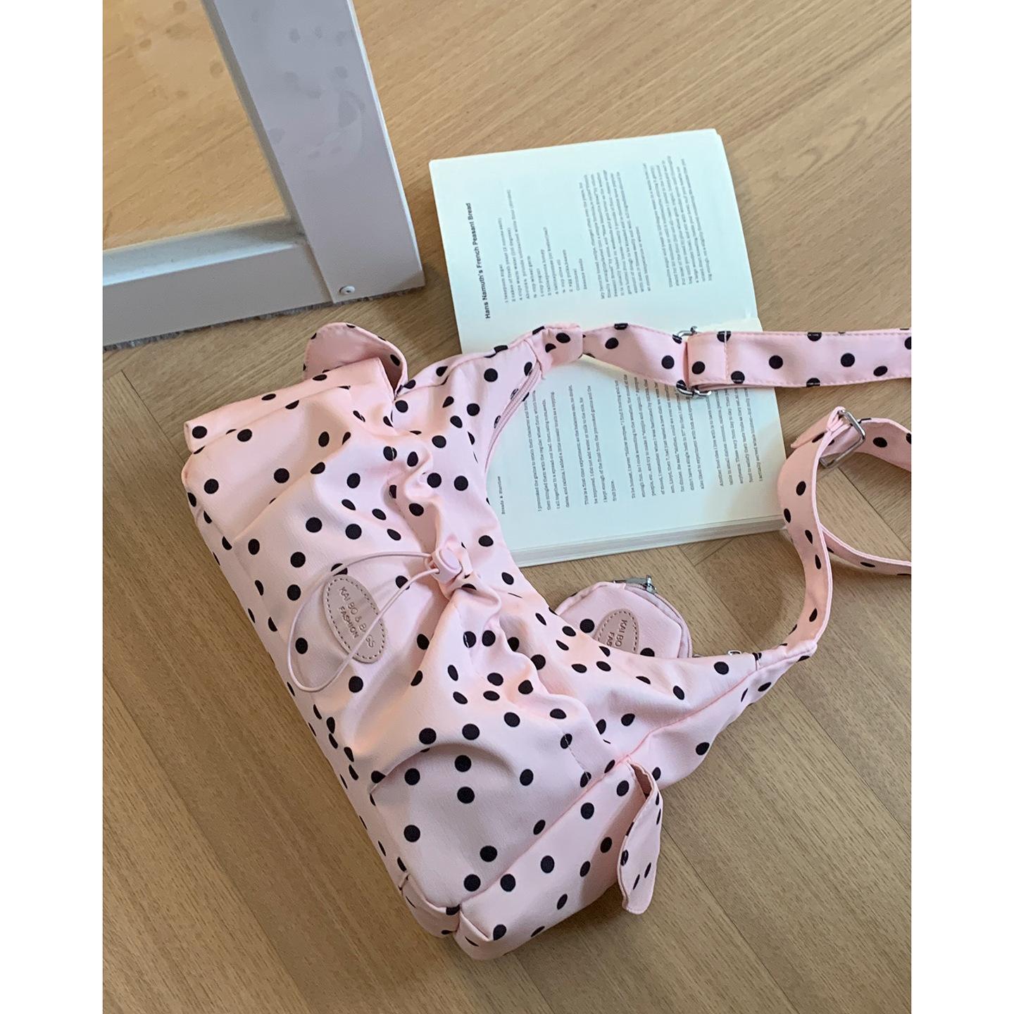 New crescent bag for women, large capacity, elegant commuter underarm bag, fashionable, versatile, everyday travel shoulder/crossbody bag.