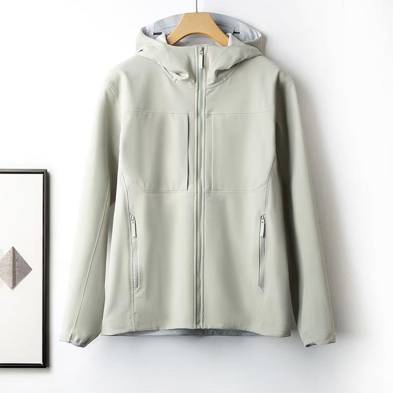 Unisex Waterproof Windproof Softshell Jacket - Breathable, Warm, Ideal for Spring & Autumn Hiking and Mountaineering