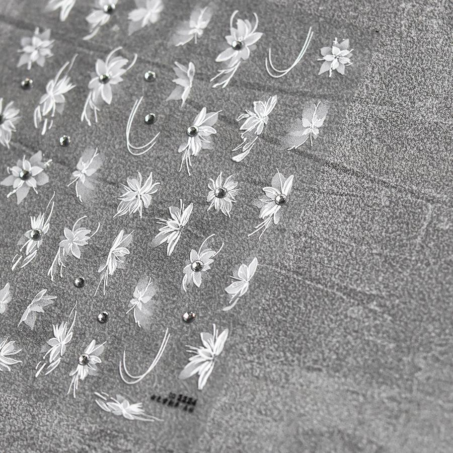 Яркий хрустальный полупрозрачный цветок — фото 6