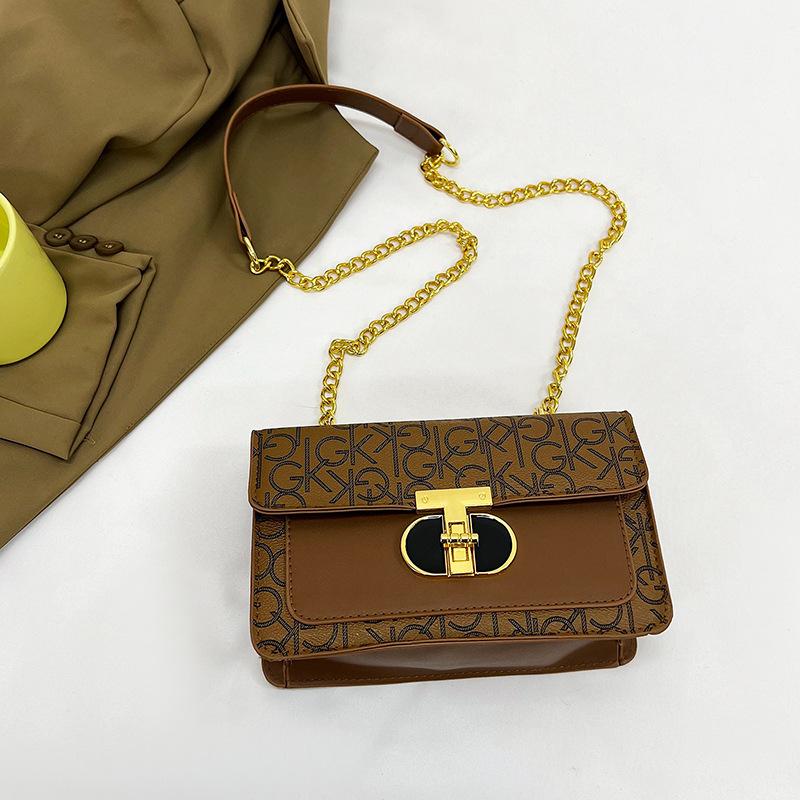 

Женская ретро сумка-мессенджер на цепочке для поездок на работу Женская универсальная сумка через плечо 2025 весна новая маленькая квадратная сумка коричневый