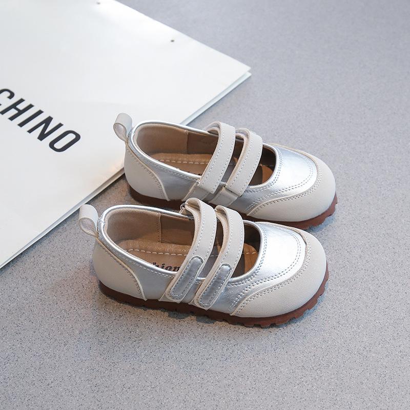 

Girls small leather shoes 2025 new princess style soft-soled single shoes summer with skirts silver beanie shoes children s shoes 37