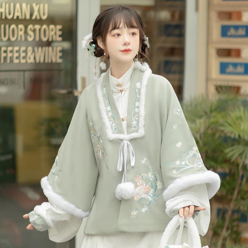 Peach Rabbit Embroidery Ming-made Cloth Cloth Jacket Horse Skirt New Year's Clothing Winter Fleece