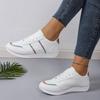 Spring and Autumn's New Large-sized Casual Breathable Sports Shoes with Lace-up