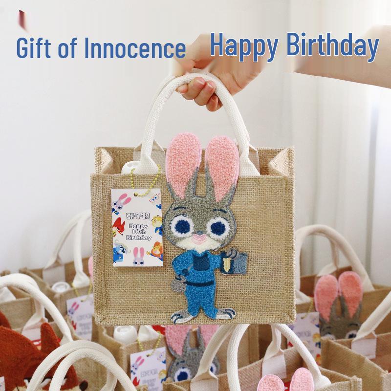 Kids' Party Favors: Gift Bags for 10-Year-Olds, Kindergarten Classmates, and Elementary School Graduations