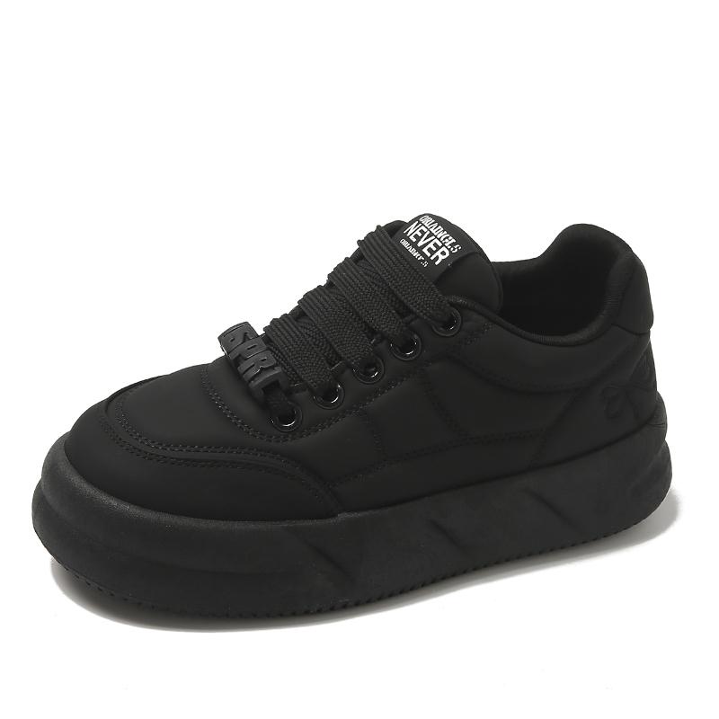 Women Sneakers Soft Non-slip Breathable Skateboarding Shoes Hot Selling Woman Campus Student Fashion Lace-Up Sports Flats