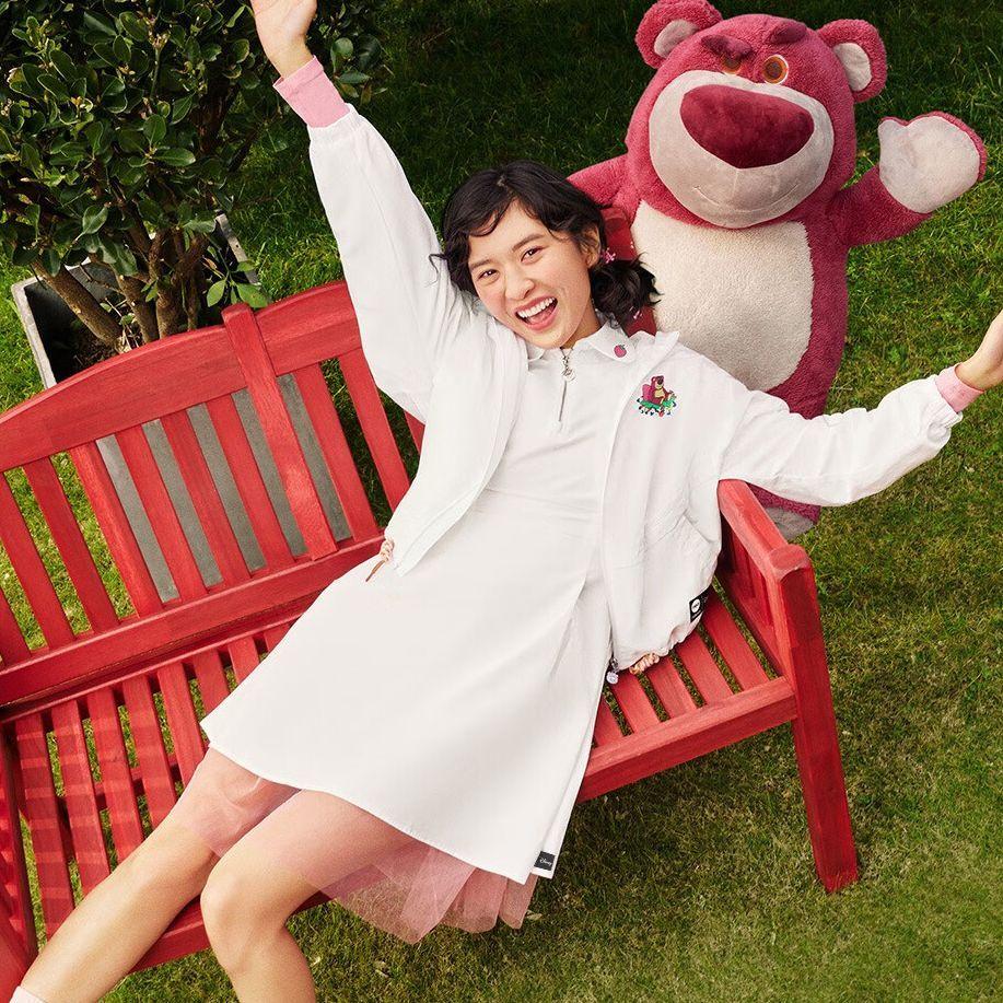 Adidas Neo X Strawberry Bear Co-Branded SS23 Solid Color Loose-Fit Sports Polo Dress Women Dress White IP4023