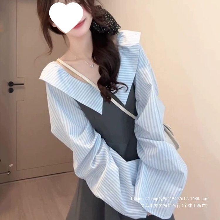 One-word long-sleeved lantern sleeve dew short skirt student summer new striped fake two-piece dress